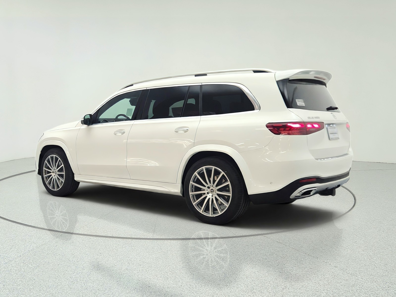 New 2026 Polar White Mercedes-Benz GLS 450 4MATIC® SUV image 7