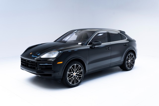 2024  Cayenne Coupe in , 