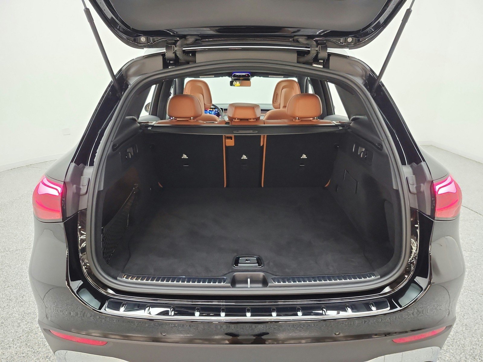 Certified Used 2026 Black Mercedes-Benz GLC 300 SUV image 18