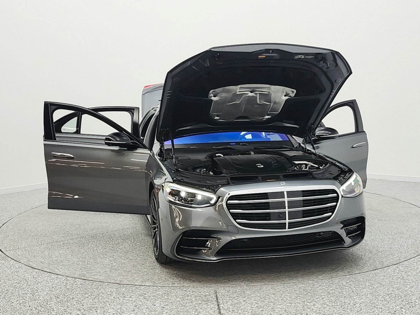 Certified Used 2025 Selenite Grey Metallic Mercedes-Benz S 580 4MATIC® Sedan image 6