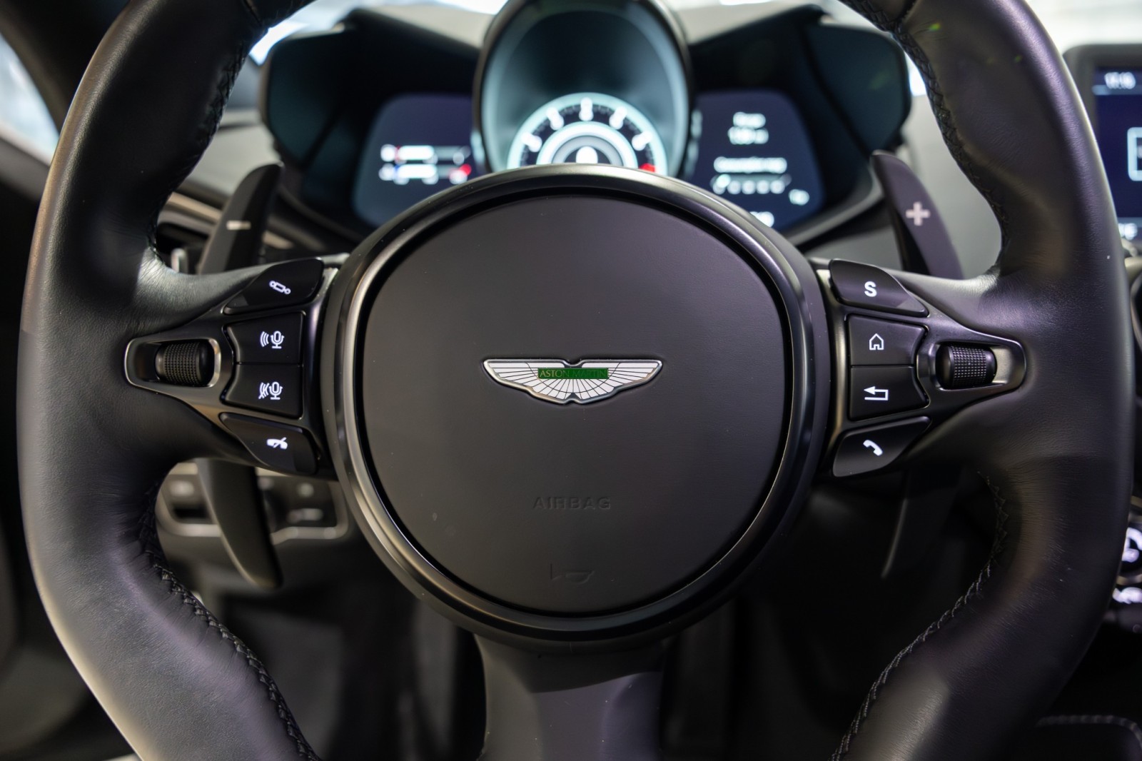 Used Car 2023 Aston Martin Vantage  For Sale Under $160,000 In Boerne, Texas