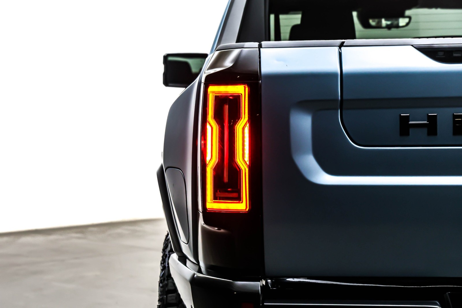 Used 2024 Neptune Blue Matte GMC e4WD Crew Cab 3X image 15