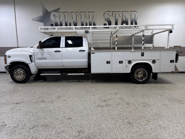 2020 Chevrolet Silverado MD 5500 Duramax RWD Utility/ Service Bed in , 