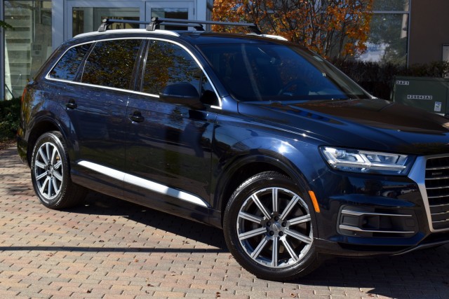 2018 Audi Q7 Premium Plus Pkg. Driver Assist Pkg. Heated/cooled Seats Vision Pkg. Ventilation Pkg. Rear Camera MSRP $70,125 4