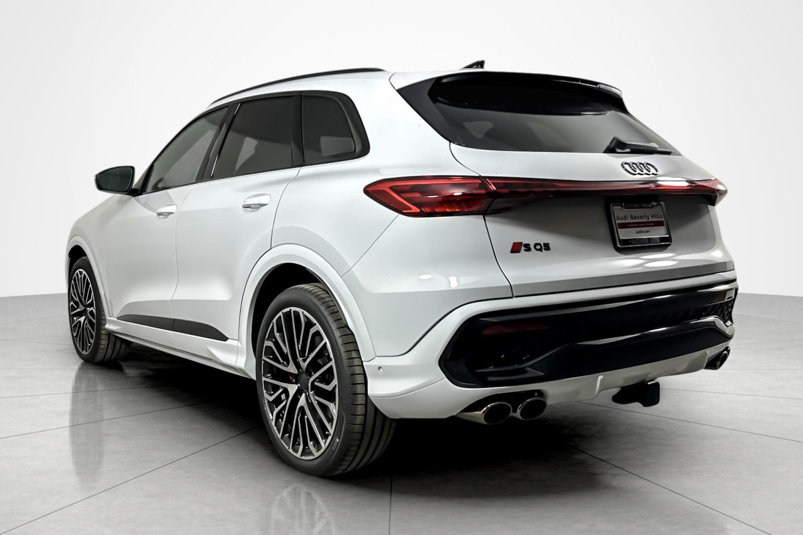 New 2026 Glacier White Metallic Audi Premium Plus 3.0 TFSI quattro image 4