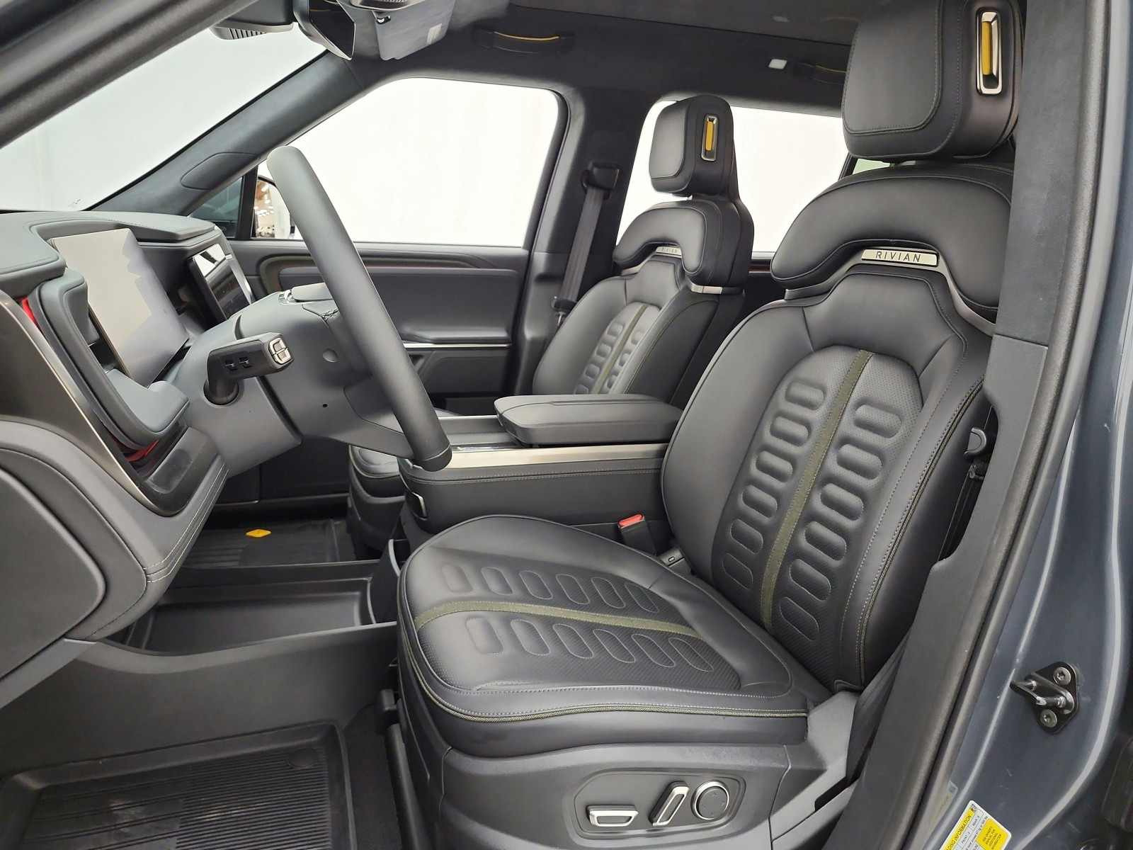 Used 2025 El Cap Granite Rivian Adventure image 13