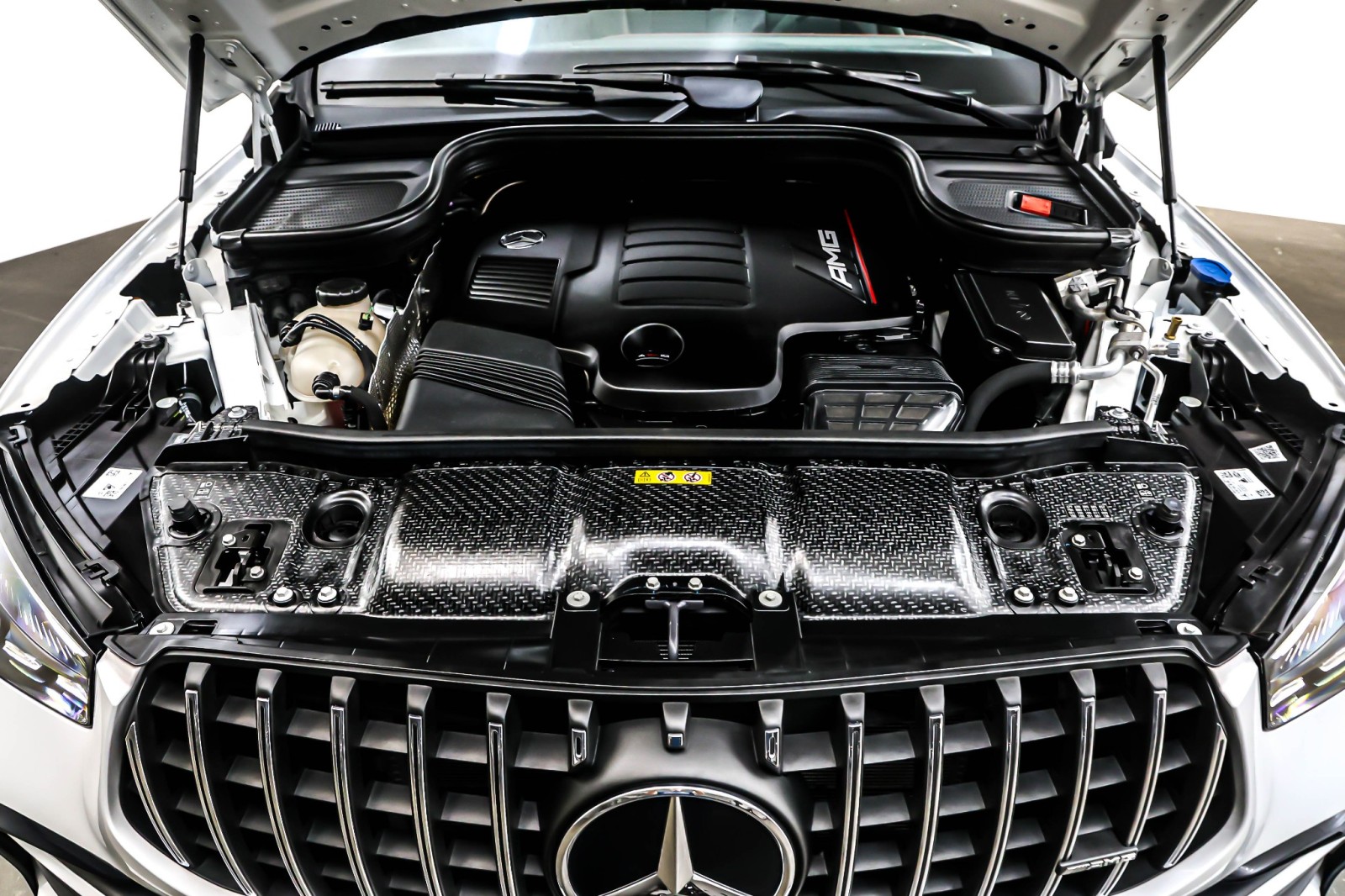 Used 2025 MANUFAKTUR Moonlight White Metal Mercedes-Benz AMG® GLE 53 image 11