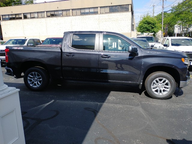 2024 Chevrolet Silverado 1500 LT 4