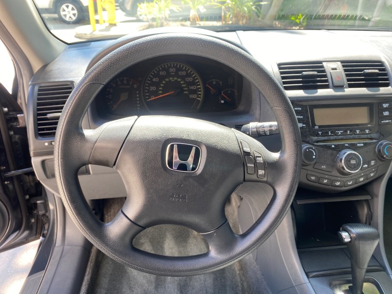 2004 Honda Accord Sdn LX LOW MILES 68,079 in , 