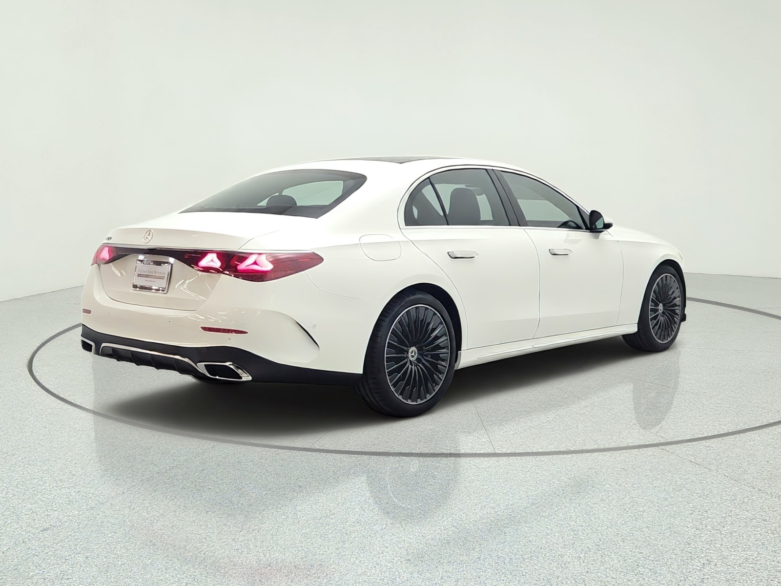 New 2027 Polar White Mercedes-Benz E 350 RWD Sedan image 5