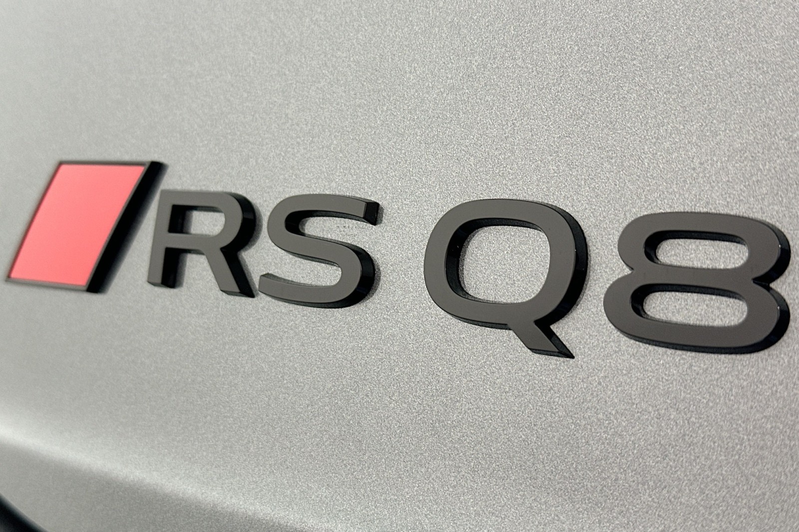 New 2026 Daytona Gray Pearl Effect Audi performance image 10