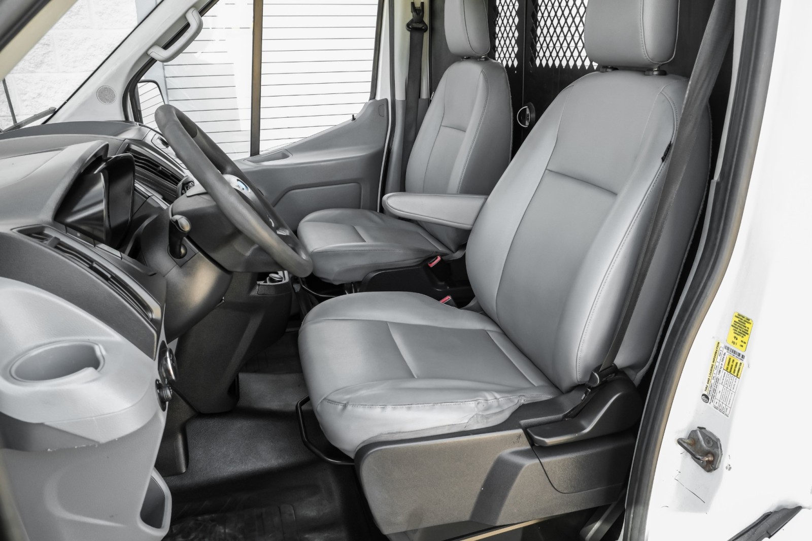 2018 Ford Transit 150 CARGO VAN MEDIUM ROOF AUTOMATIC VINYL SEATS RE 11