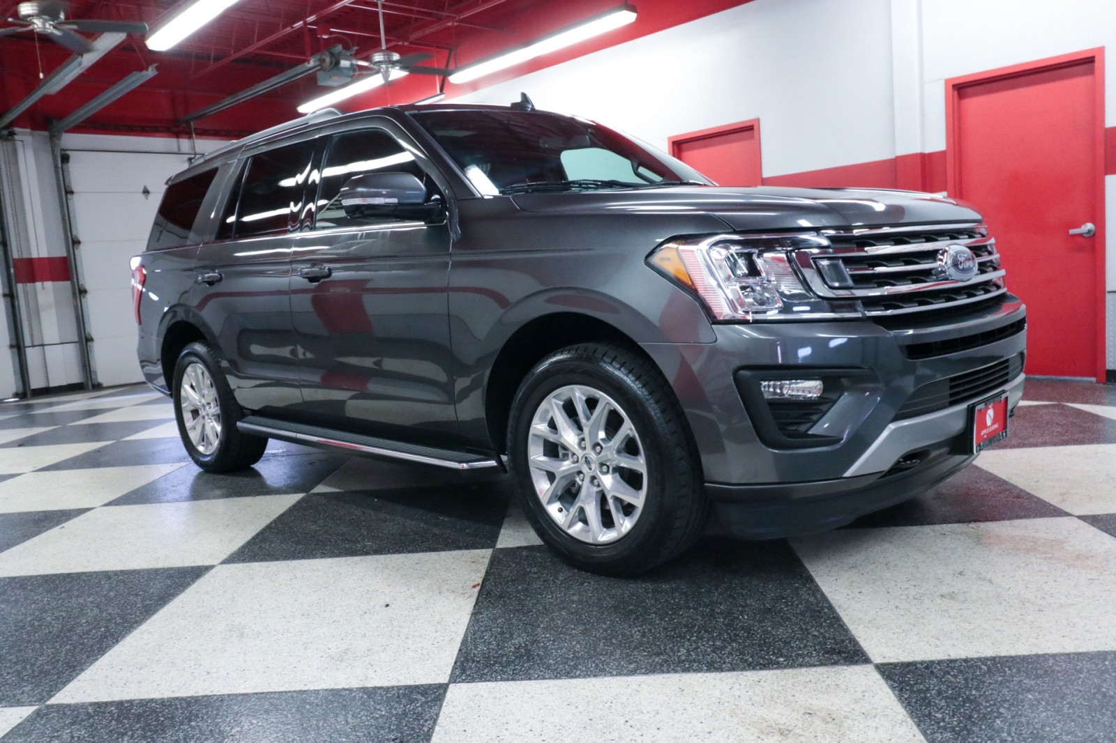 Used Car 2021 Ford Expedition  Xlt For Sale Under $40,000 In Austin, Texas