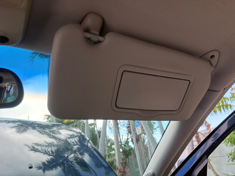 2008 Cadillac SRX SUNROOF LOW MILES 52,938 in , 
