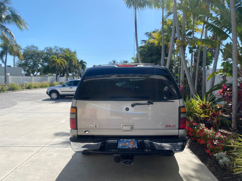 2004 GMC Yukon XL SLE 1 OWNER LEATHER SUNROOF in , 
