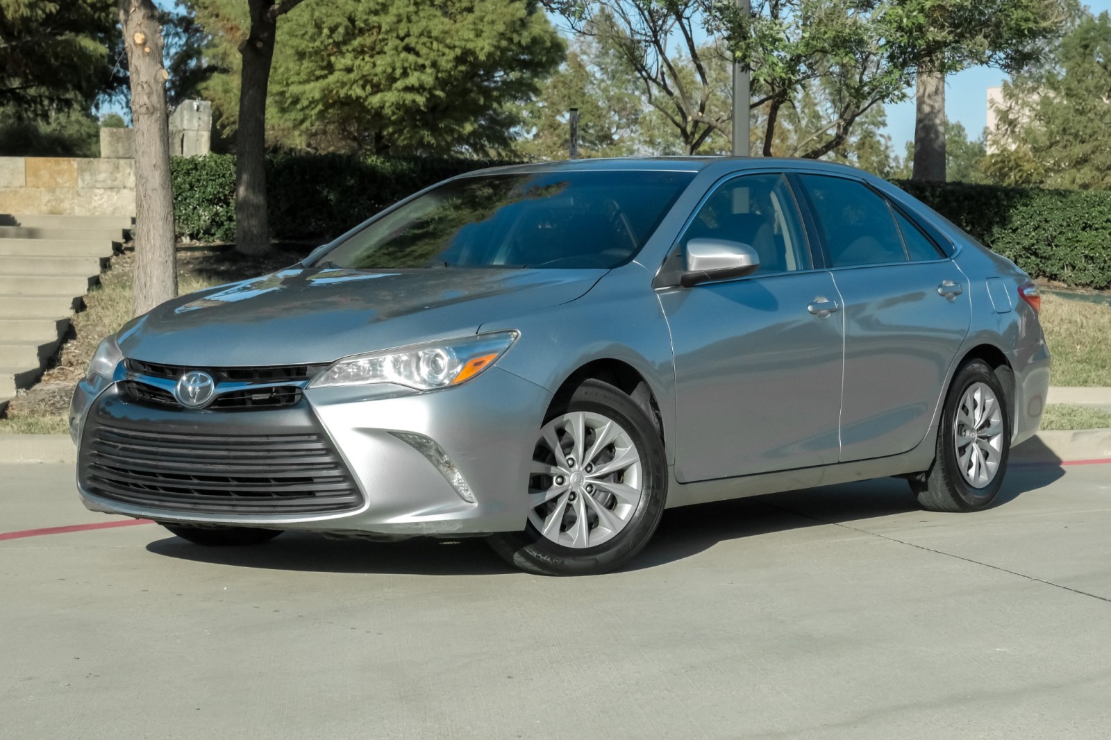 2015 Toyota Camry LE 54