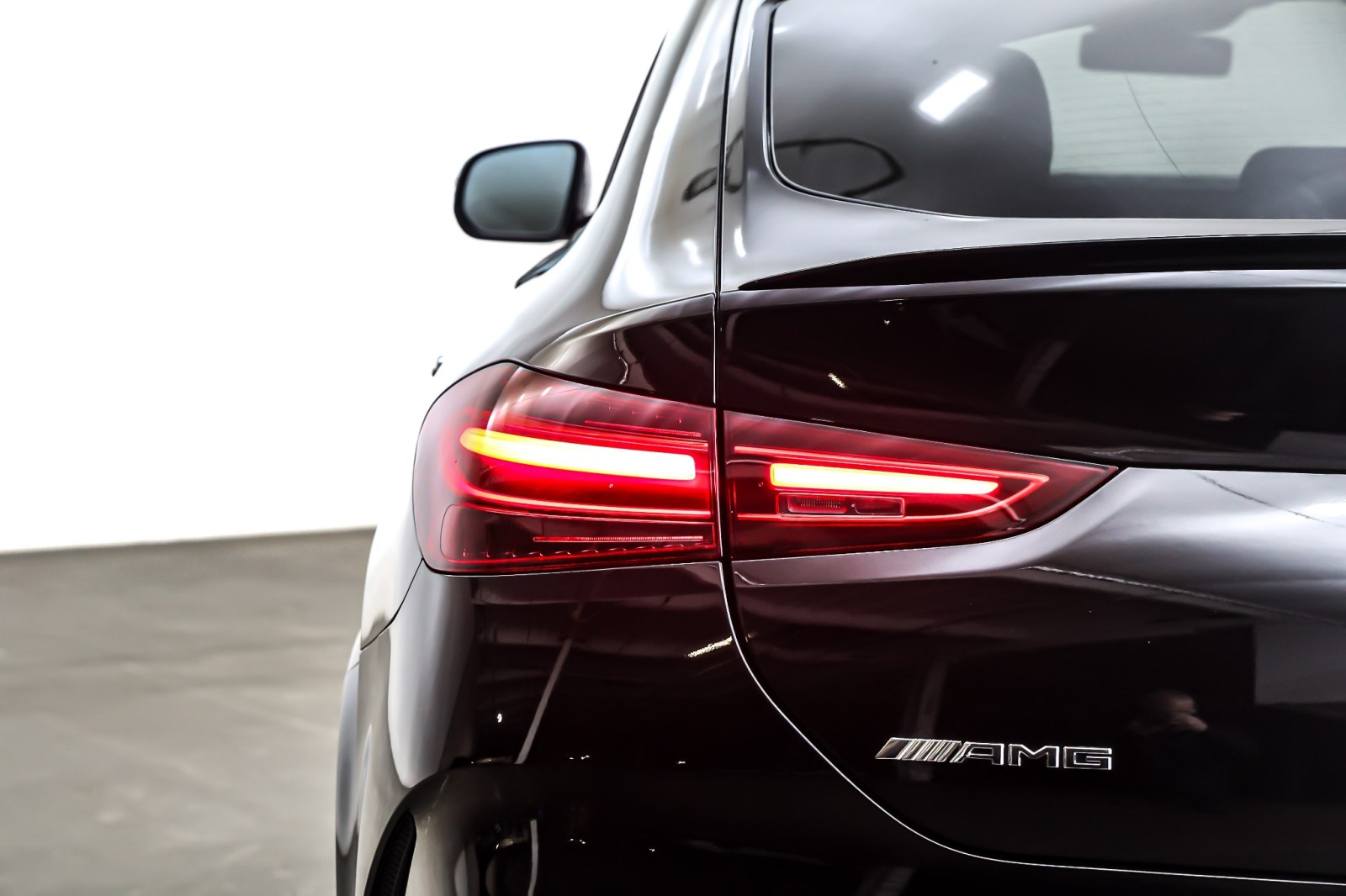 Used 2026 Obsidian Black Metallic Mercedes-Benz AMG® GLE 53 4MATIC+ Coupe image 15