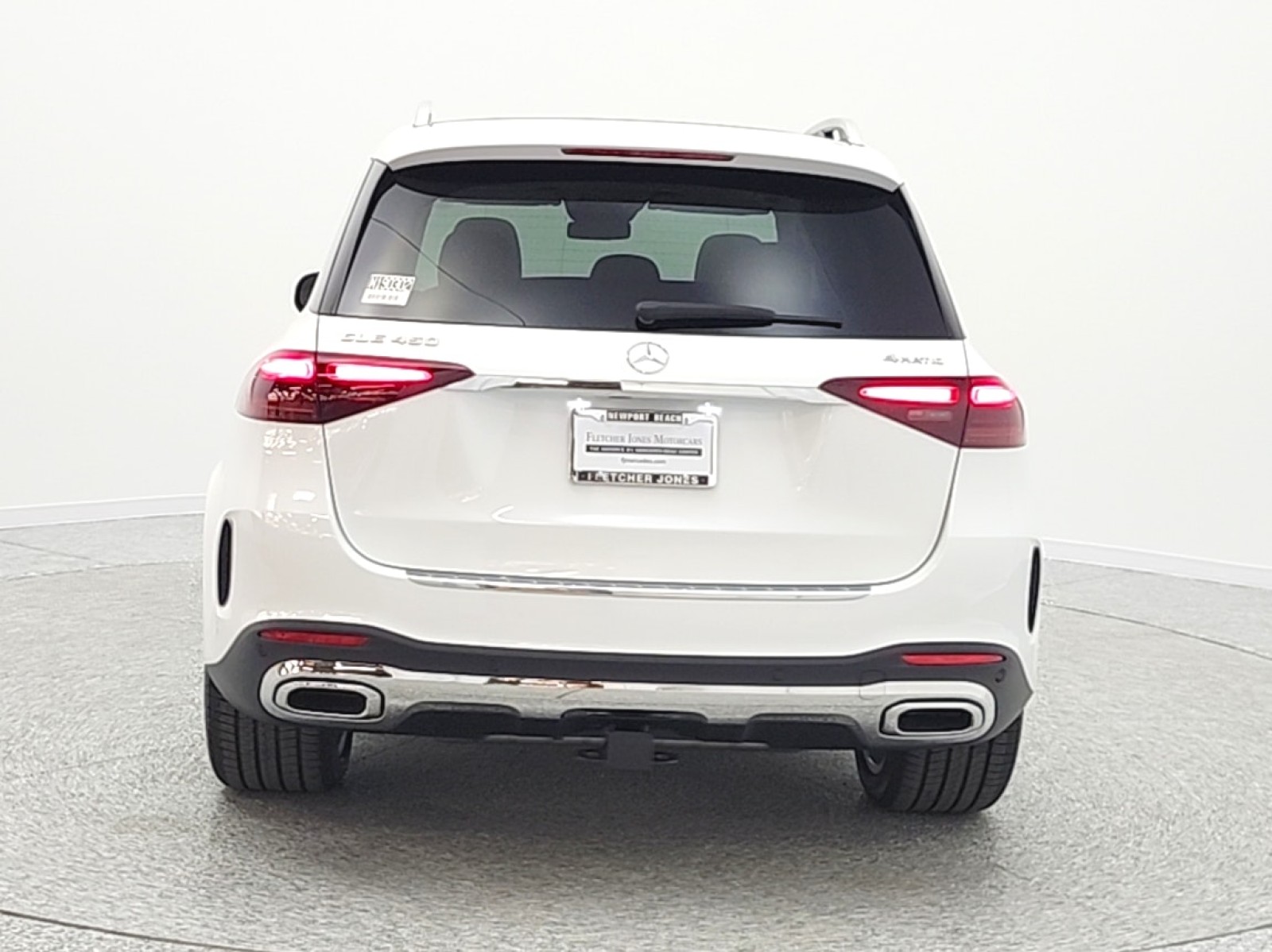 New 2026 MANUFAKTUR Moonlight White Metallic Mercedes-Benz GLE 450 image 6