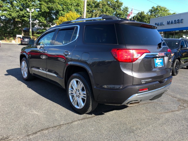 2017 GMC Acadia Denali 5