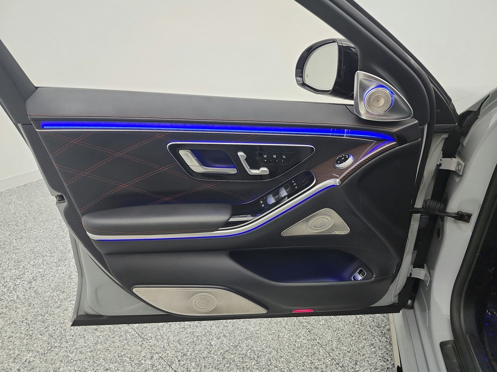 Used 2024 MANUFAKTUR Alpine Grey Mercedes-Benz AMG® S 63 E 4MATIC Sedan image 16