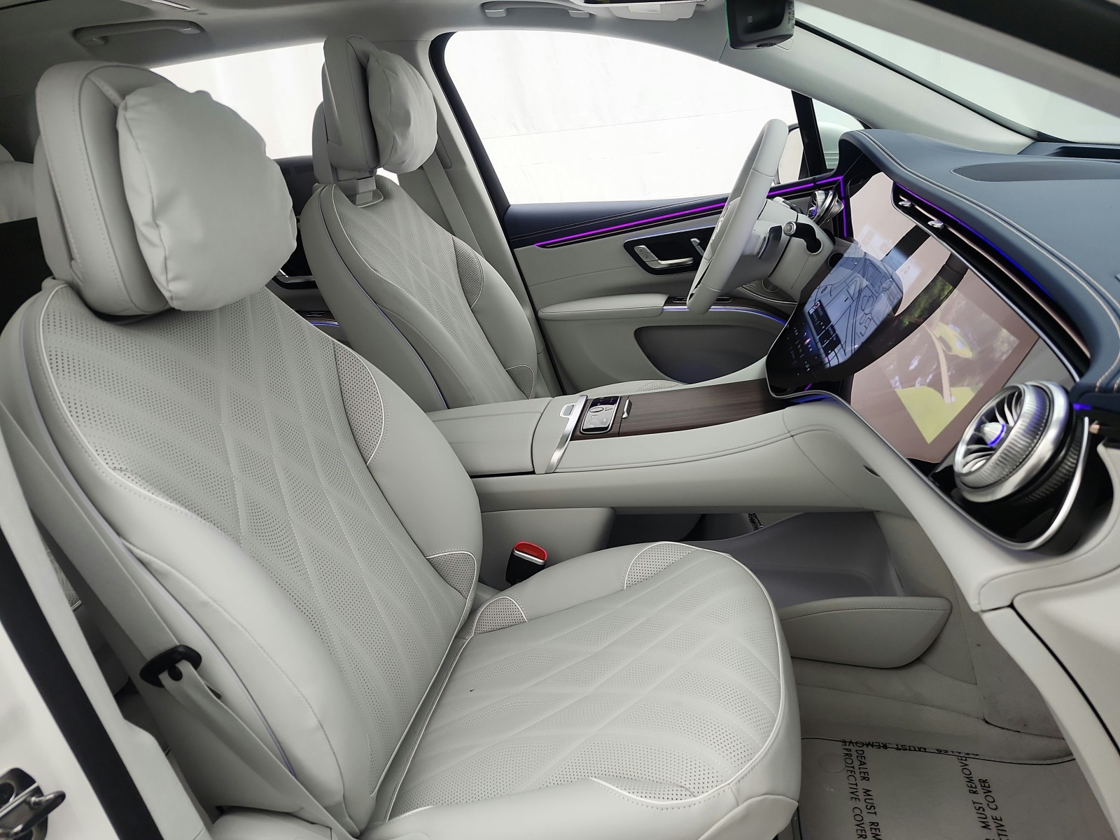 New 2026 Polar White Mercedes-Benz EQS 400 4MATIC® SUV image 14