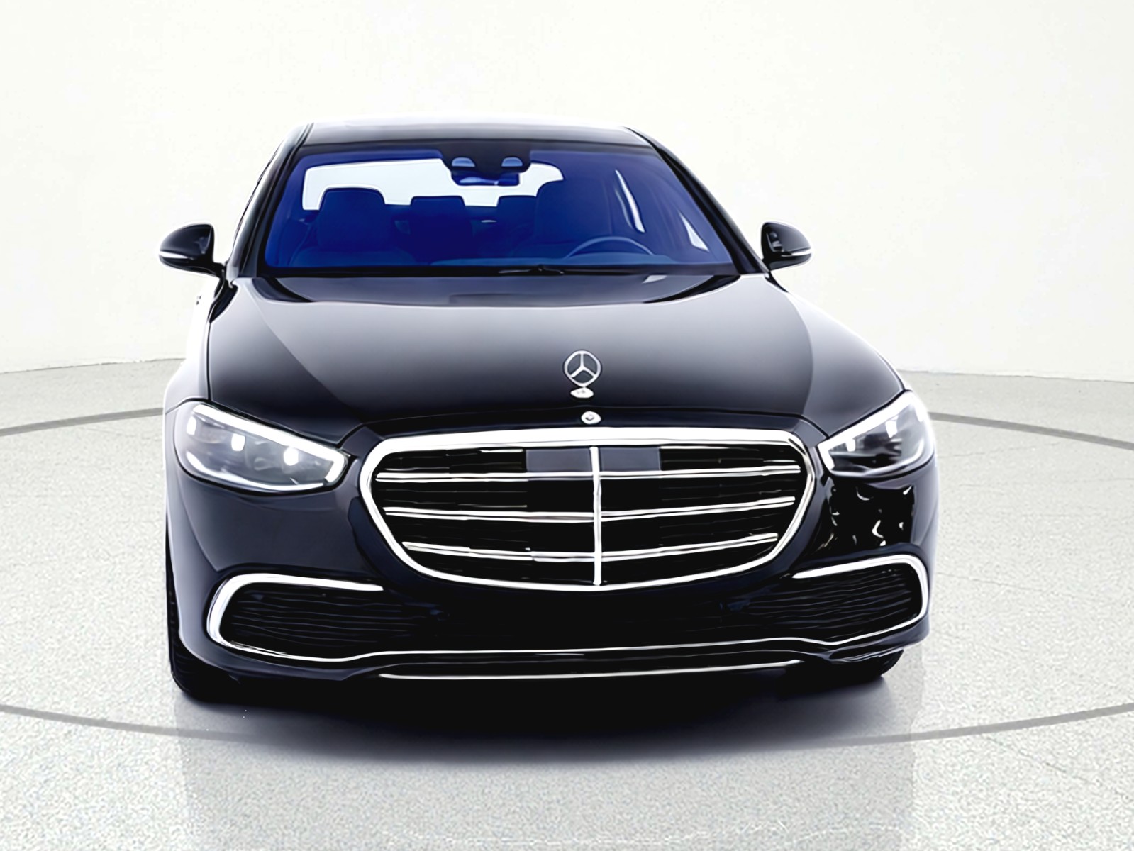 New 2026 Obsidian Black Metallic Mercedes-Benz S 500 image 4