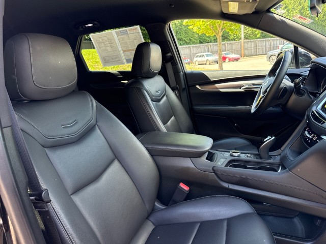 CadillacXT544