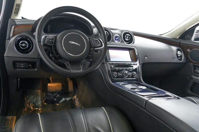 2011 Jaguar XJ  in , 