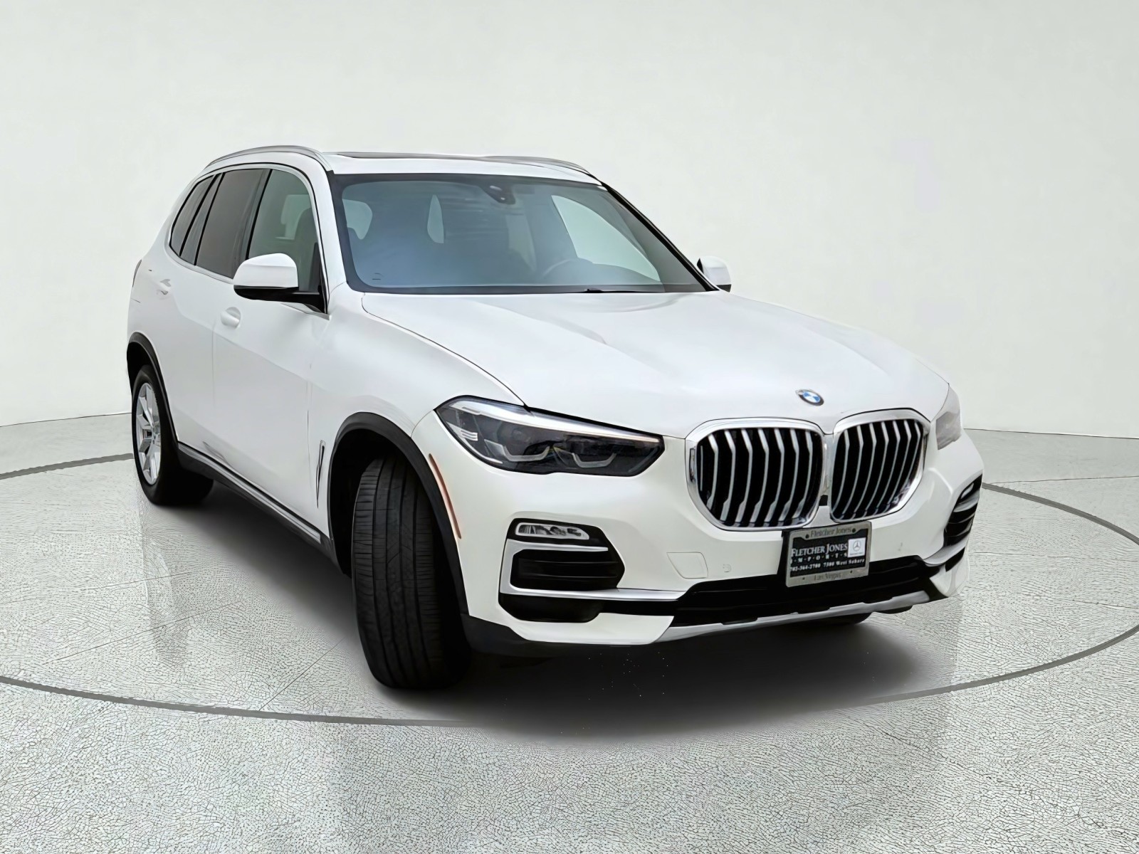 Used 2020 Alpine White BMW sDrive40i image 4