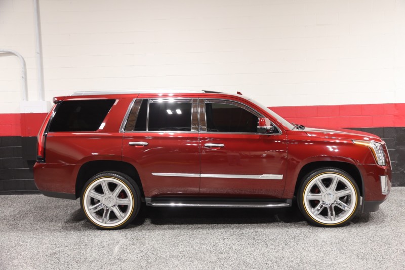 2016 Cadillac Escalade Luxury Collection 4dr Suv in , 