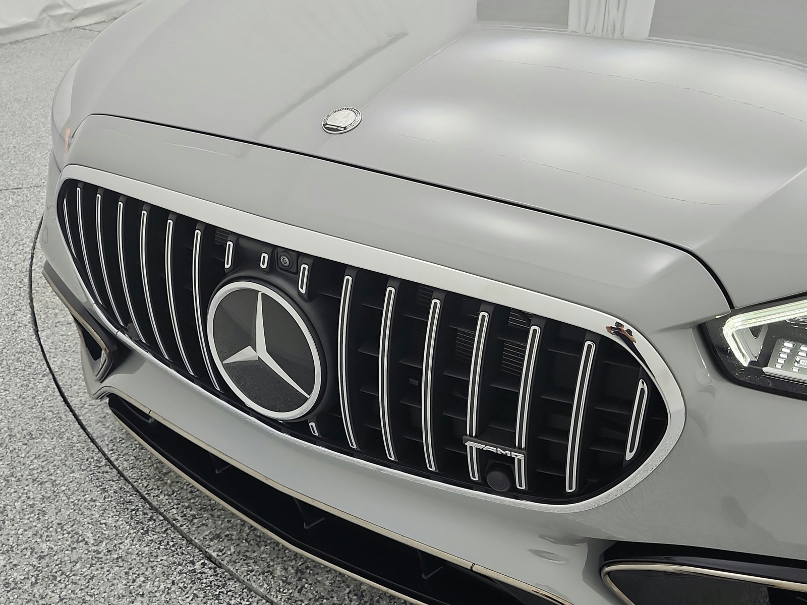 Used 2024 MANUFAKTUR Alpine Grey Mercedes-Benz AMG® S 63 E 4MATIC Sedan image 25