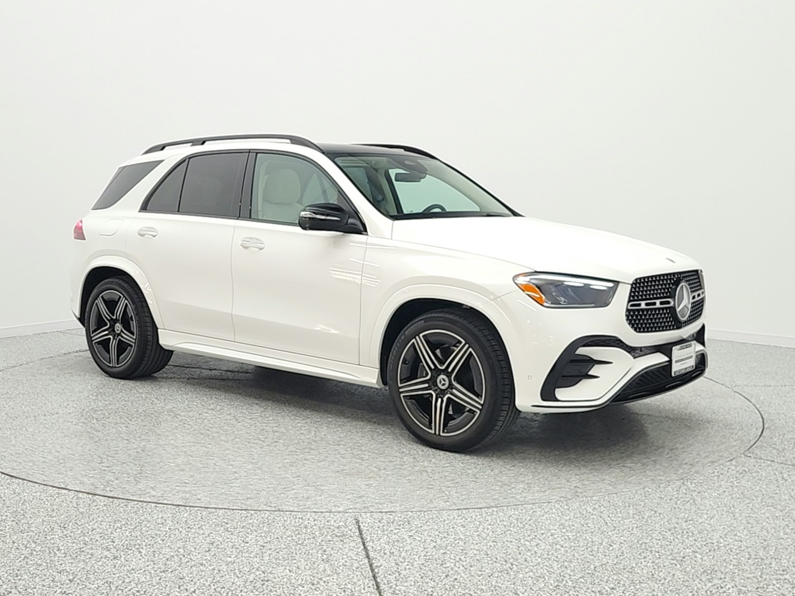 Used 2025 Polar White Mercedes-Benz GLE 350 SUV image 3