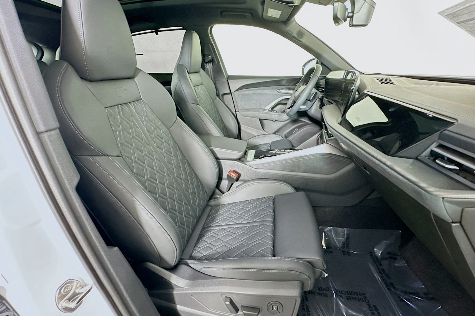 New 2026 Glacier White Metallic Audi Premium Plus image 8