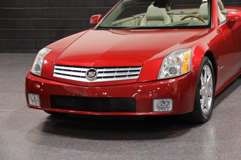 2005 Cadillac XLR 2dr Convertible in , 