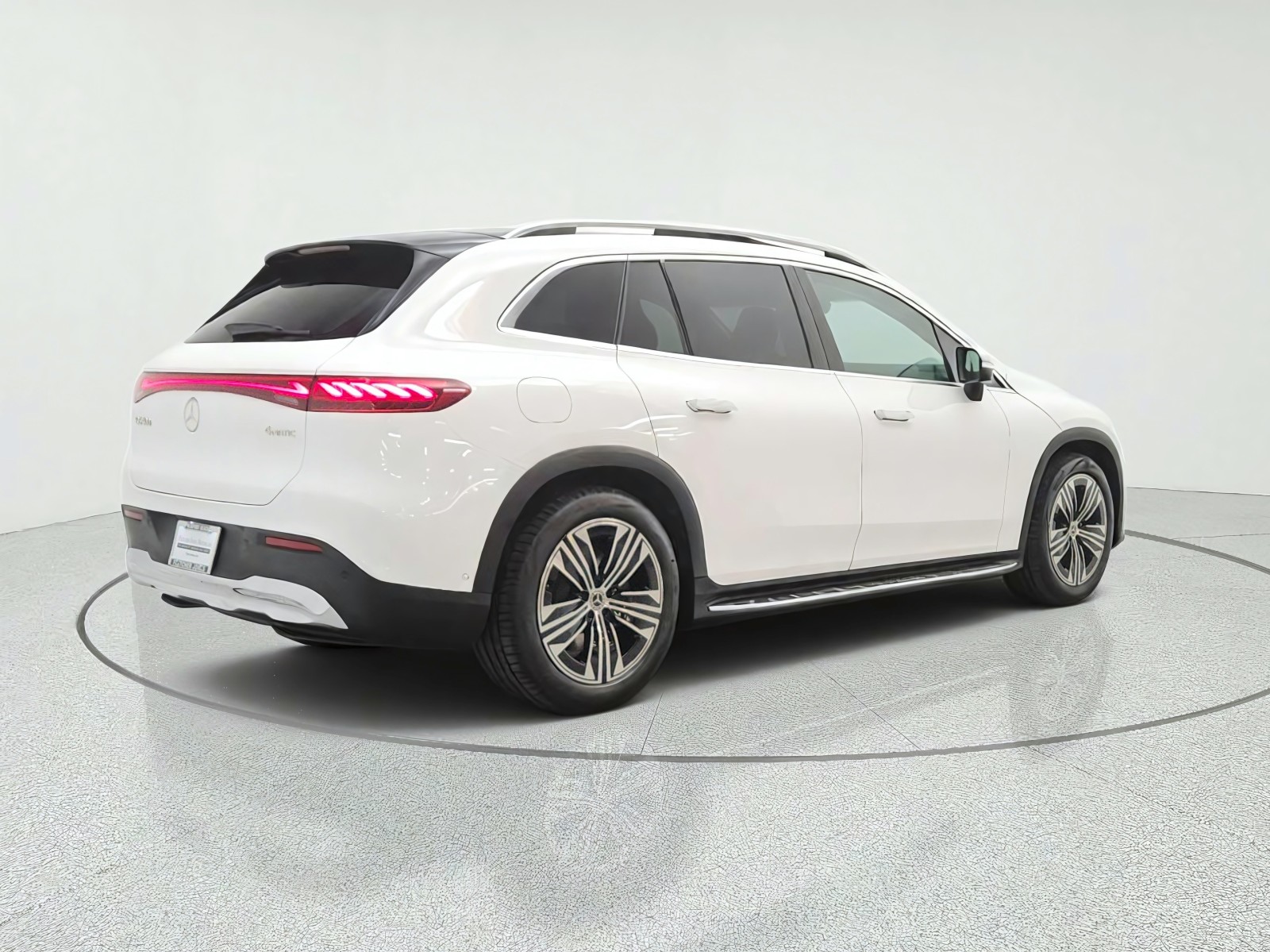 New 2027 Polar White Mercedes-Benz EQS 400 4MATIC® SUV image 5