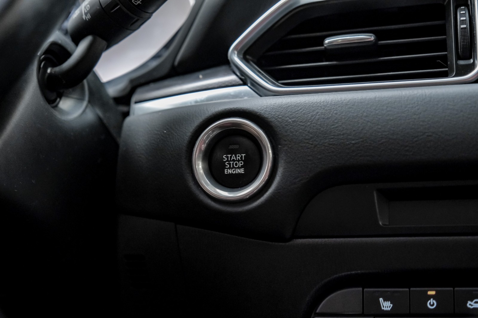 2022 Mazda CX-5 2.5 S Carbon Edition Bose Audio Leather Trim 22