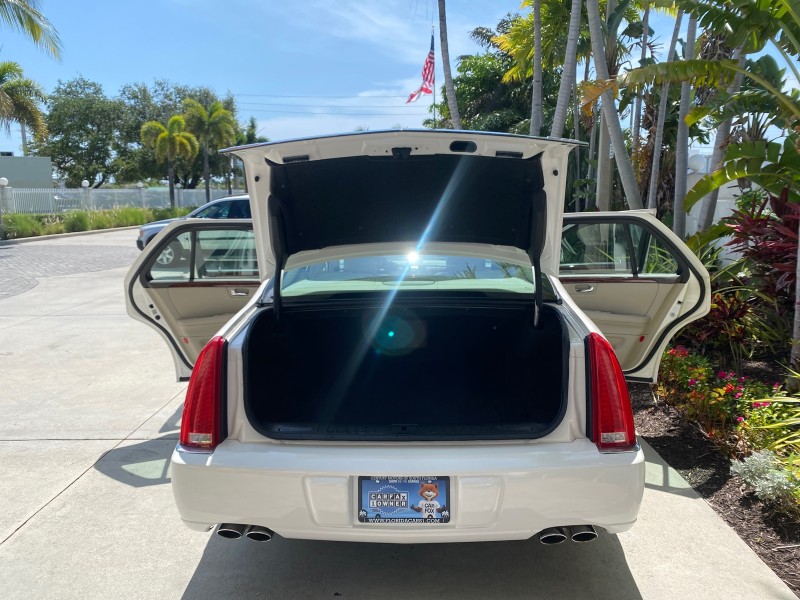 2006 Cadillac DTS LOW MILES 58,287 in , 