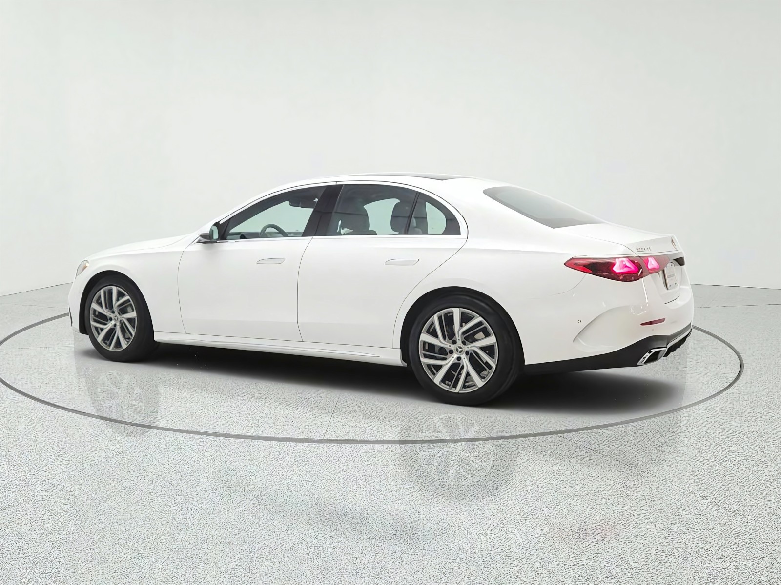 Certified Used 2026 Polar White Mercedes-Benz E 350 RWD Sedan image 7