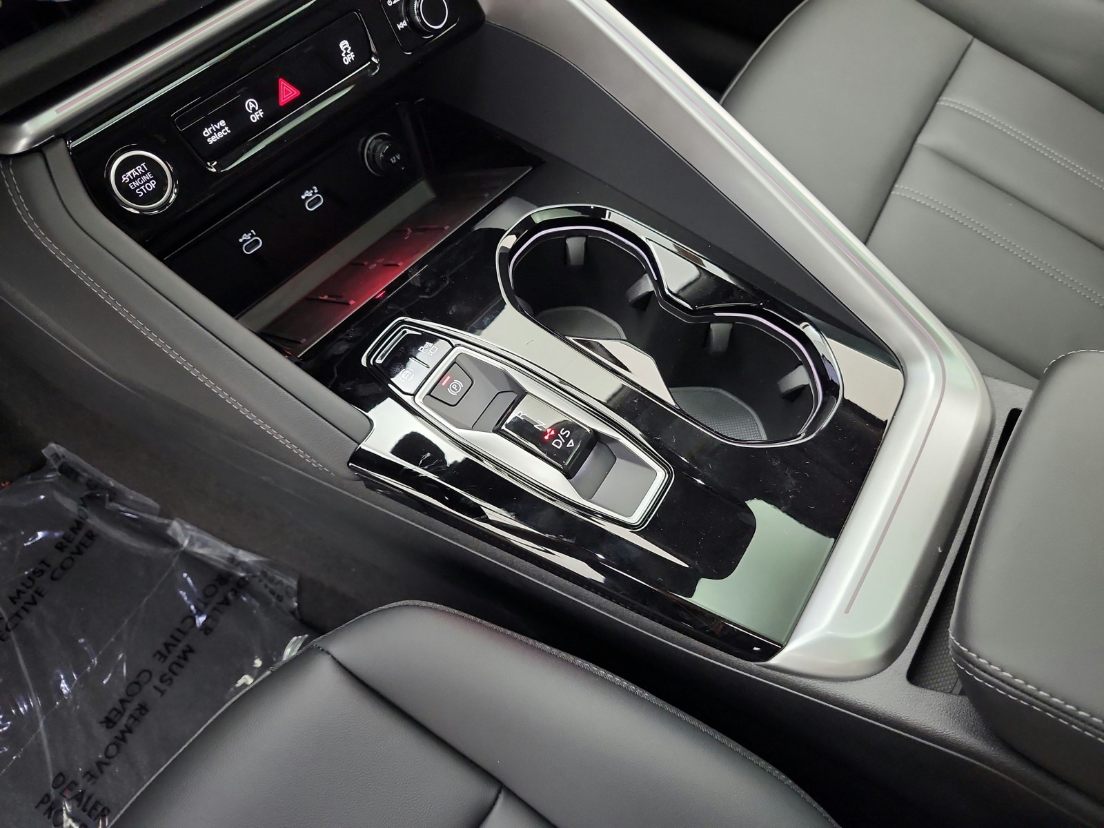 New 2026 Tambora Gray Metallic Audi Premium Plus 2.0 TFSI quattro image 9