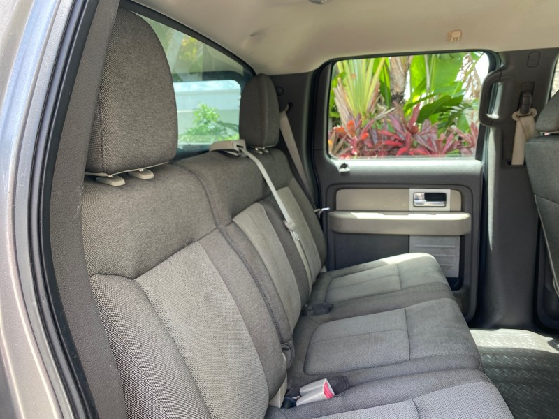 2010 Ford F-150 4 DR CREW XL LOW MILES 34,625 in , 