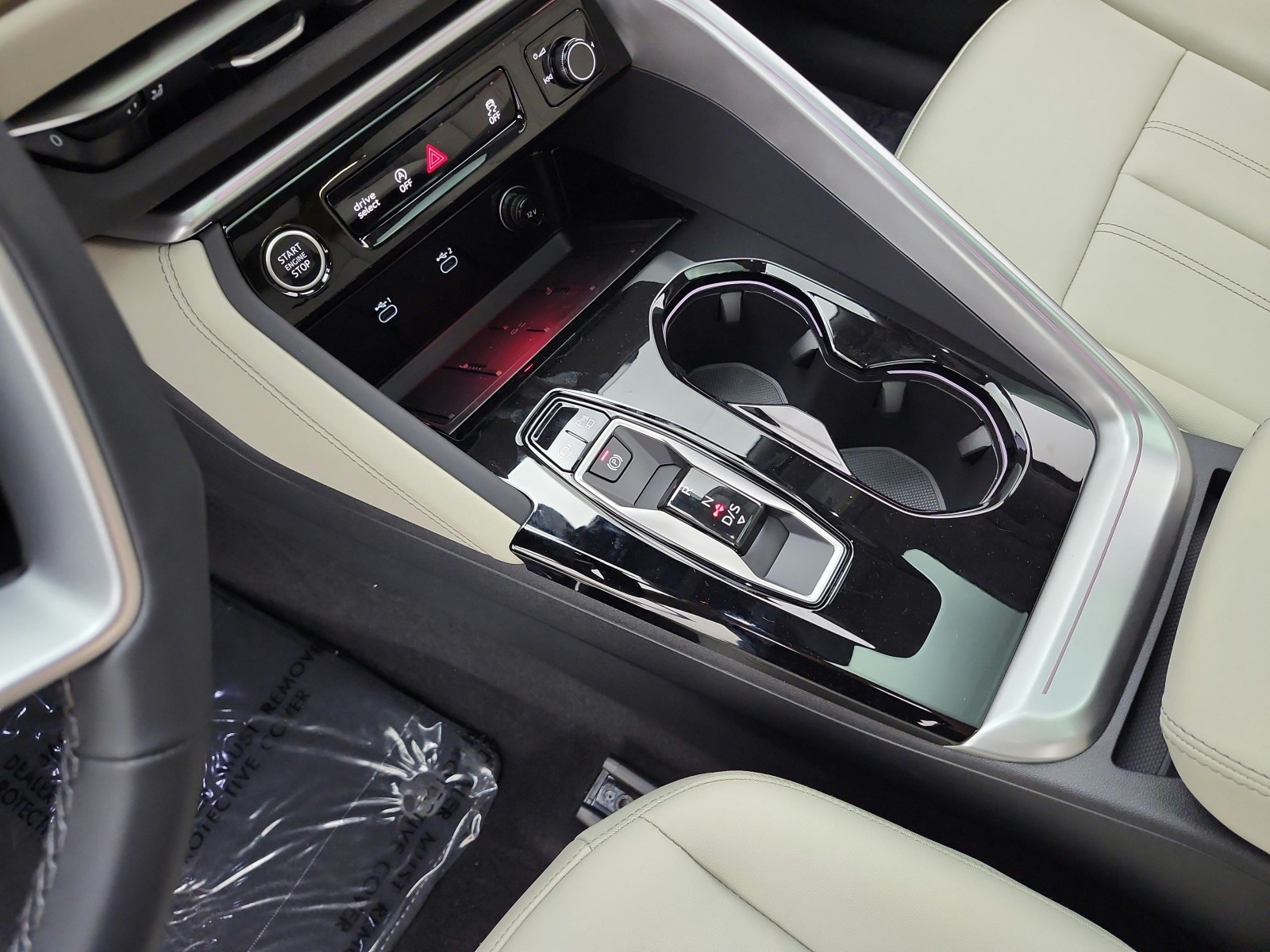 New 2026 Glacier White Metallic Audi Premium 2.0 TFSI quattro image 9