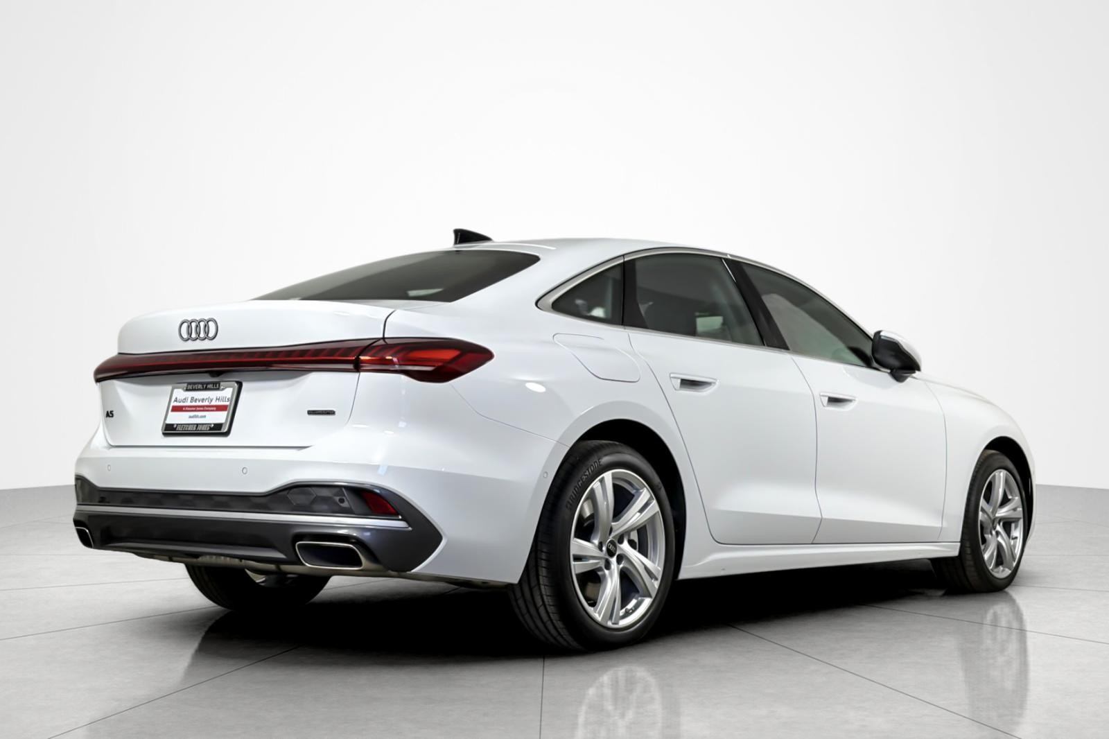 Used 2025 Arkona White Audi Premium 2.0 TFSI quattro image 5