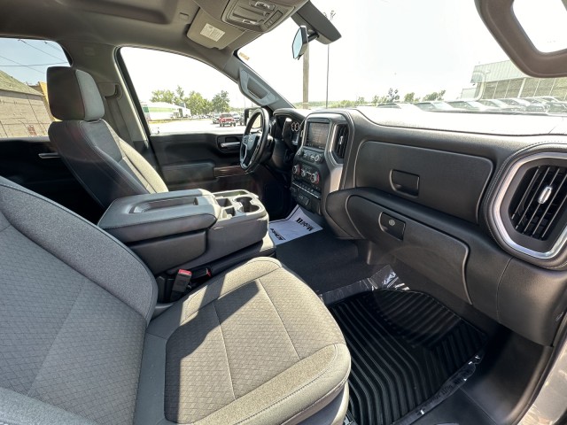 2019 Chevrolet Silverado 1500 LT 22