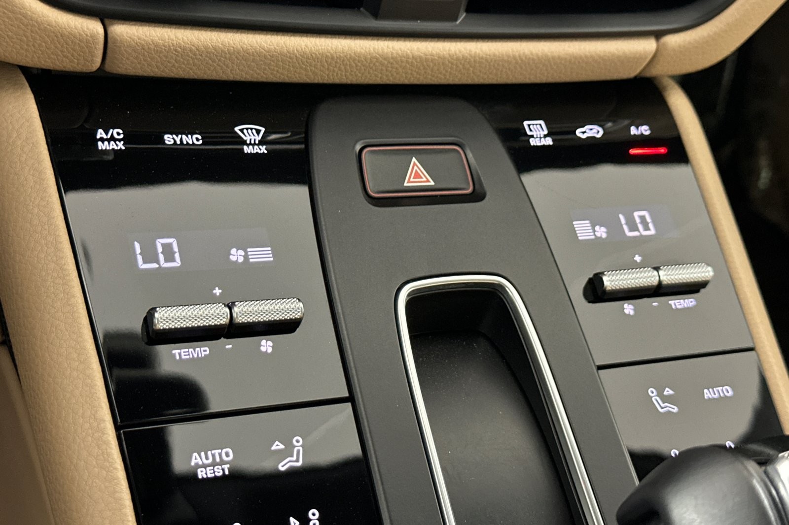 Used 2024 GENETIAN BLUE Porsche  image 20