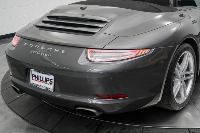 2015 Porsche 911 Carrera 22