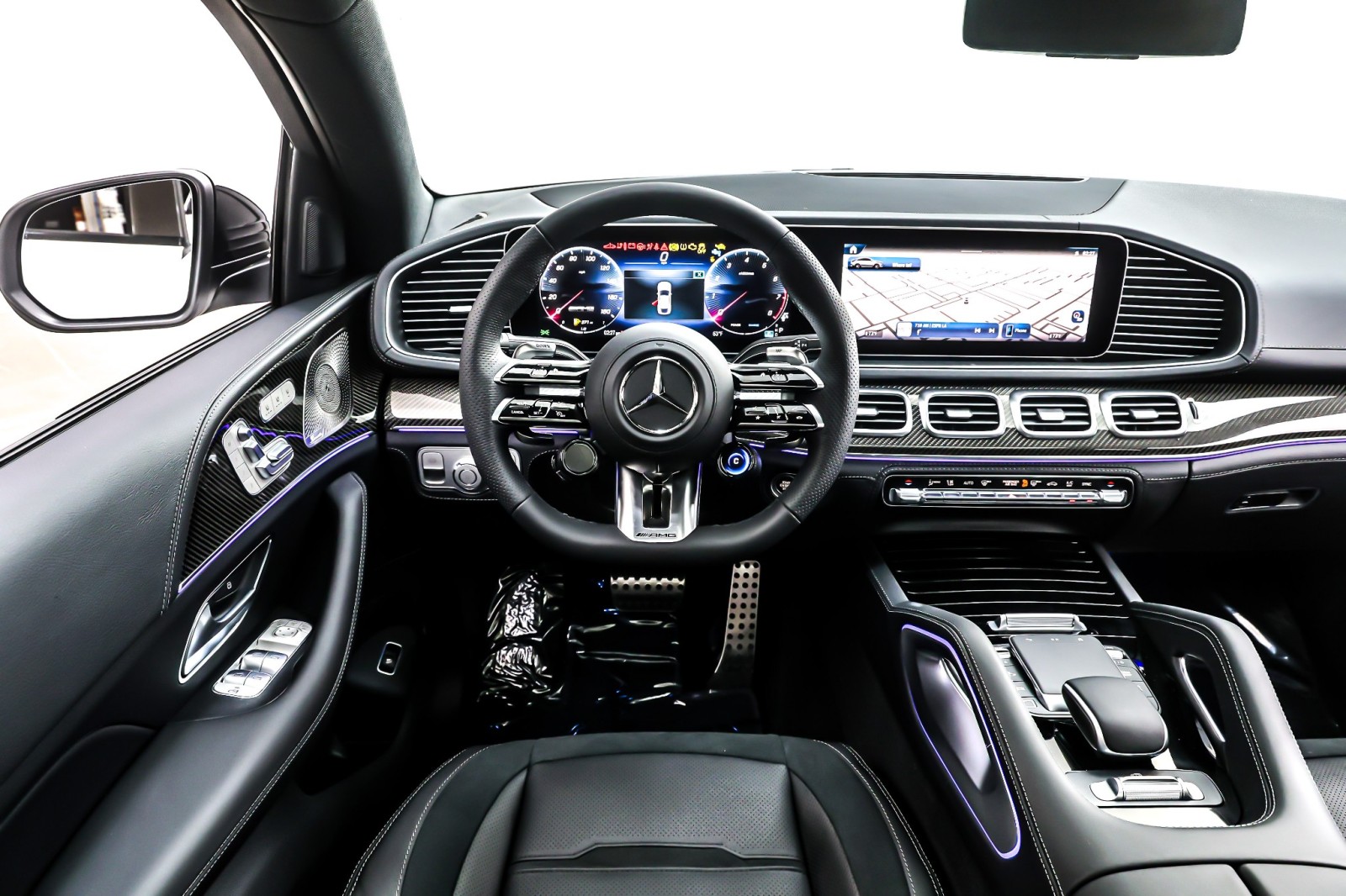 New 2026 Polar White Mercedes-Benz AMG® GLE 53 image 4