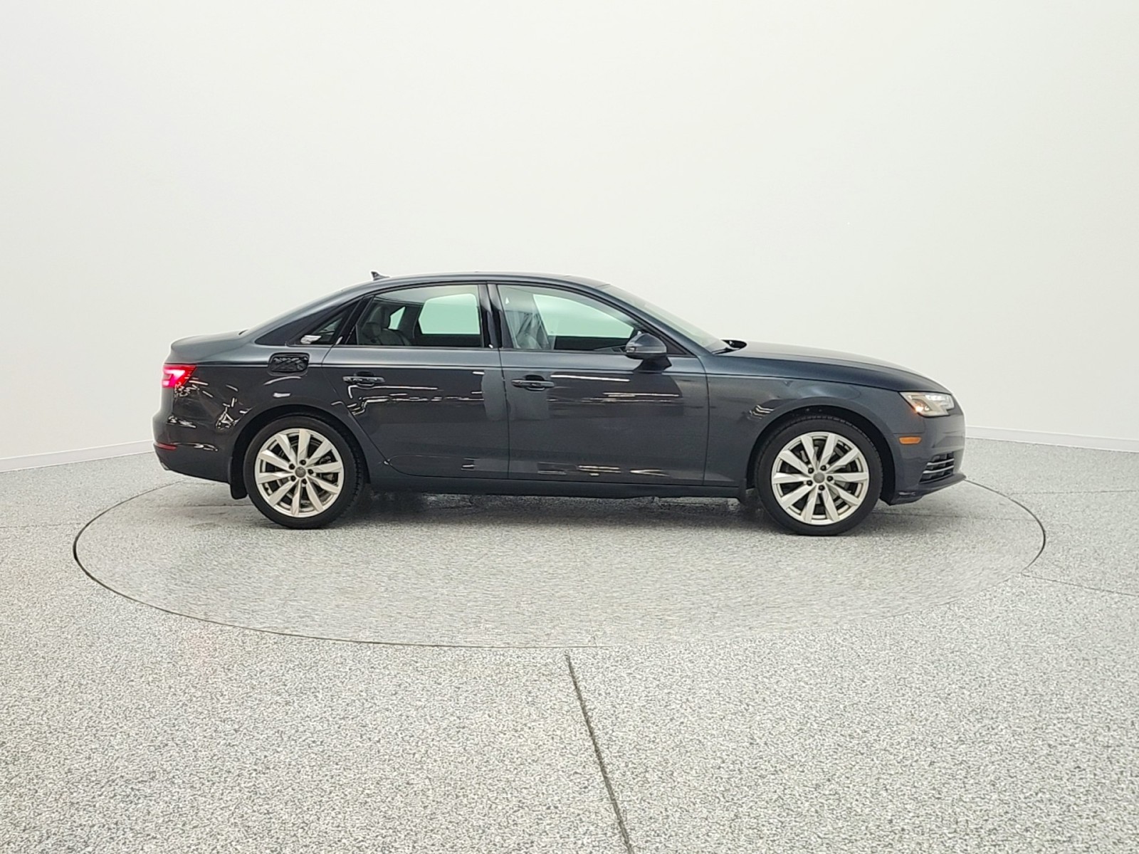 Used 2017 Manhattan Gray Metallic Audi 2.0 TFSI Auto ultra Premium FWD image 4