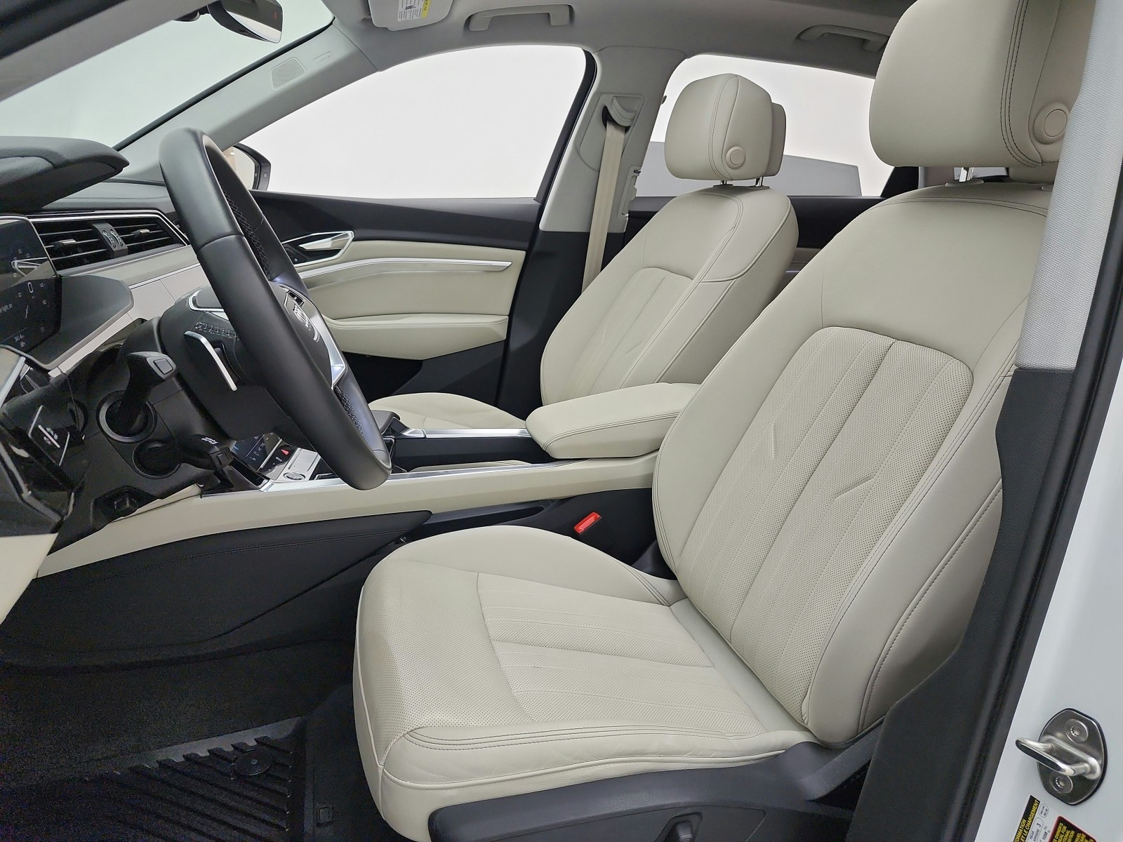 Used 2024 Glacier White Metallic Audi Premium Plus quattro image 13