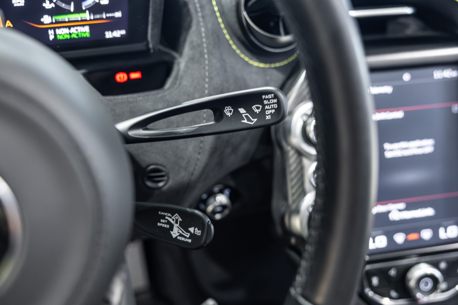2022 McLaren 720S Base - Photo 39