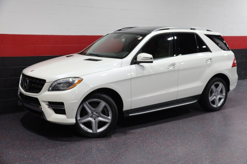 2014 Mercedes-Benz ML550 AMG Sport 4-Matic 4dr Suv in , 